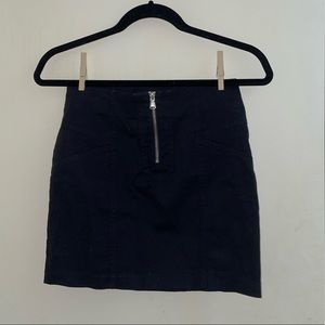 Size small black pencil skirt